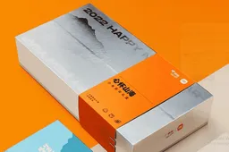 Xiaomi 12 Pro New Year Gift Box Edition with free wireless earphone sells for 5399 yuan ($849)