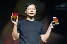 Xiaomi's CEO Lei Jun caught posting from an iPhone