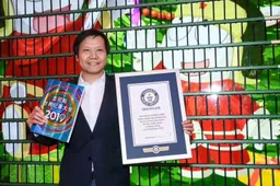 Xiaomi sets Guinness World Record, assembles the largest animated mobile phone mosaic