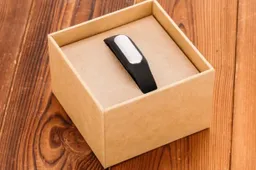 Xiaomi Mi Band launched and it costs only $13