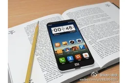 Another possible Xiaomi Mi3 image appears with ‘Mi’ logo home button