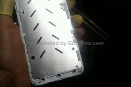 Alleged Xiaomi Mi4 metal frame spotted in production