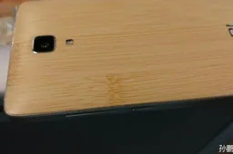 First real photo of the bamboo Xiaomi Mi4