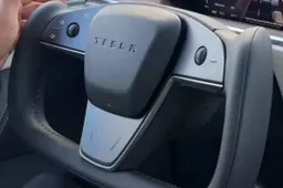 Tesla launches new Yoke steering wheel with regular horn