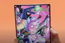 Samsung Galaxy Z Fold 2 Review Surfaces the Web!