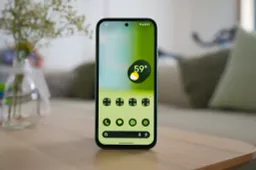 This new mobile anti-fraud feature will instantly break scam calls the moment your banking app opens