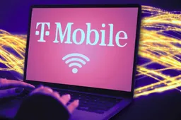 T-Mobile Will Hand You $300 to Leave Your Cable Company — and Throw in Hulu and Paramount+