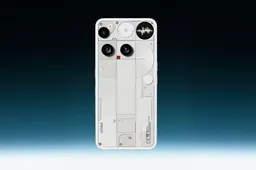 Nothing Phone (3) In-Store Demos Caught Showing Fake Photo Samples