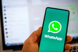 New WhatsApp Beta Brings Ads to Status and Channels