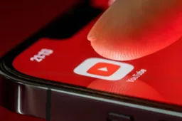 YouTube Tests AI-Powered Search for Smarter Results