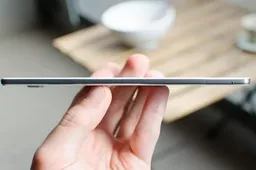 Ultra-Thin Smartphones Are Back—But Do We Really Want Them?
