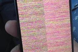 Pixel 10 Pro Users Already Facing Screen Problems