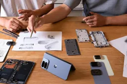 Google Shares the Story Behind the Pixel 10 Pro Fold’s Gearless Hinge