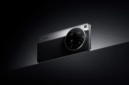 HyperOS 3 Arrives For Xiaomi 15 Ultra Flagship Bringing Android 16