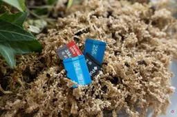 Full Circle? Rising Memory Costs May Force Smartphones to Bring Back the microSD Slot