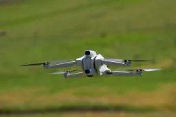 I Flew the World’s First 360 Drone, and Now Everything Else Feels Limited