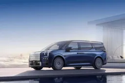 Zeekr 009 Breaks Japanese MPV Dominance in Hong Kong After Decades!