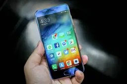 This 9-Year-Old Xiaomi Is Already Running HyperOS 4