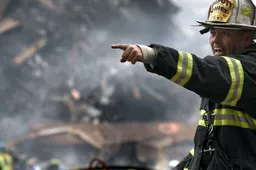fireman firefighter rubble 9 11 70573