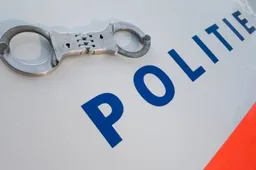 politie handboeien aanhouding