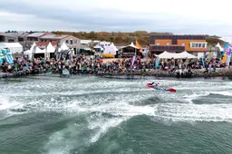Tow-in freestyle