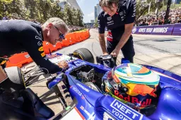 Red Bull steelt de show in Amerika met een demonstratie in Houston