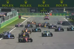 Samenvatting Grand Prix van België 2022 | Verstappen rijdt grid om de oren