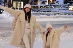 Kelly Piquet and Penelope shine in matching outfits on holiday with Verstappen