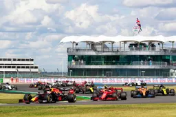 WK-stand: Verstappen loopt in op Bottas, grote sprong Ricciardo