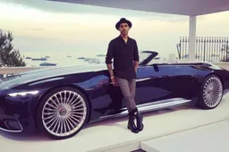 Hamilton tegen Mercedes: "Ik wil deze auto hebben!"