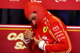 Grote zorgen om Sainz voor de Grand Prix: 'Hij was zo fragiel'