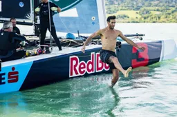 Ricciardo versus Verstappen op het water: wie heeft gewonnen?