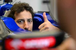 Ricciardo ziet Stroll niet als 'vijand' maar: 'Je hebt geen vijanden nodig'