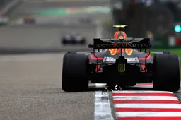 Ferrari gaat in Baku vol voor de ultra soft, Red Bull kiest de middenweg