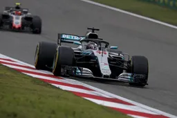 Hamilton: 'We zijn op dit moment het tweede of derde team'