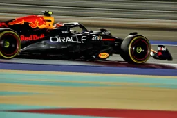 Volledige uitslag sprintrace Qatar | Piastri wint, Verstappen op P8