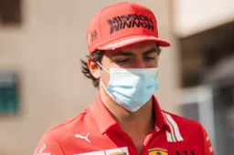 Sainz gives Ferrari big compliment: 'Thinking outside the box'