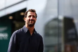 Ricciardo rimane "ansioso" di testare il nuovo fondo VCARB