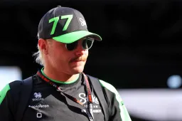 Bottas erkent: terugkeer naar Mercedes in 2025 één van de opties