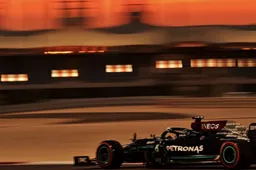 Voormalig Mercedes Motorsport-baas: 'We waren aan het sandbaggen'
