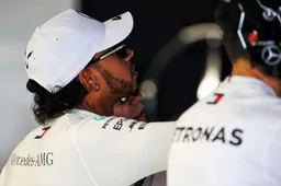 Botsing met muur niets meer dan een onschuldig ongelukje volgens Hamilton