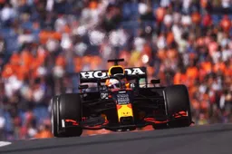 Verstappen tweede in eerste vrije training, Hamilton de snelste