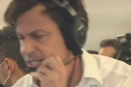 Video: A frustrated team boss Wolff is followed for two minutes