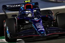 Latifi rijdt auto opnieuw tegen muur aan, einde race voor hem