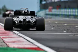 Mercedes y Hamilton subastan parte de su coche de campeón con fines benéficos