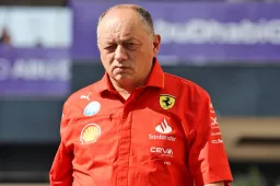 Vasseur wil McLaren geen favoriet noemen: 'Misschien is er geen favoriet'