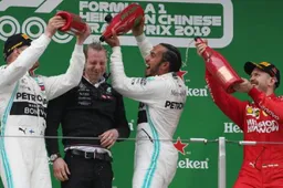 Hamilton wins "very special" Chinese Grand Prix