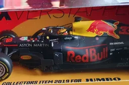Deal met Verstappen blijkt goud waard voor Jumbo: 'Wagens zijn niet aan te slepen'