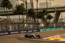 De vrijdag van GP Singapore: Een boete, reprimande en oppermachtig Mercedes