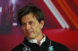 Wolff bereit für den Kampf in Katar: "Unsere Konkurrenten werden stärker sein